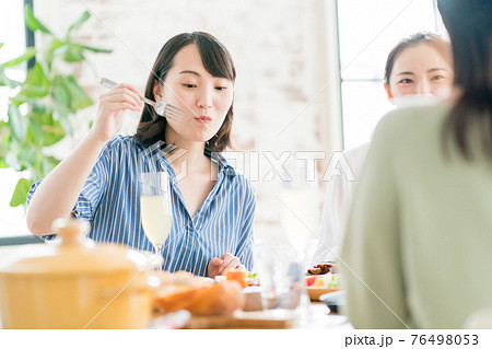 ホームパーティー　女子会 76498053