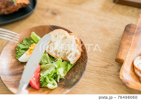朝食 76498060