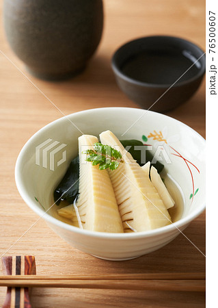 若竹煮 わかめと筍の煮物 の写真素材