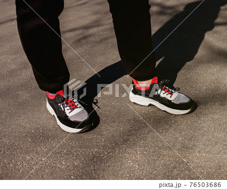 athlete in sport shoes 76503686