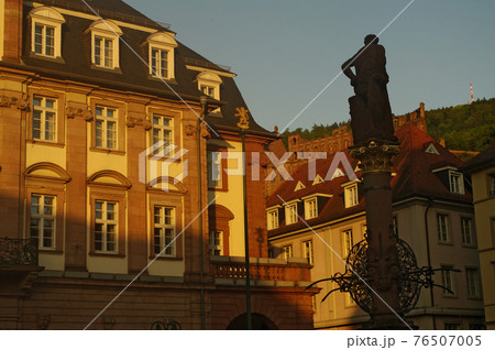 Hercules statue and Schloss, Heidelberg 76507005