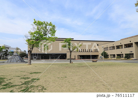 深谷城址公園 深谷市民文化会館(左)とコミュニティーセンター(右) 深谷城址公園 深谷市民文化会館(左)とコミュニティーセンター(右) 76511117