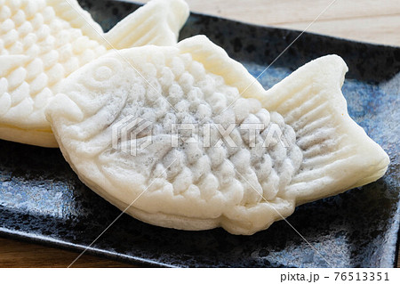 白いもちもちなたい焼き 白いもちもちなたい焼き 76513351