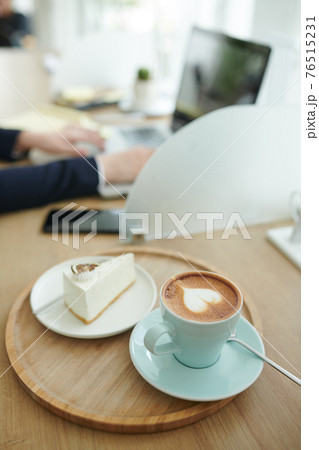 Dessert for businesswoman 76515231