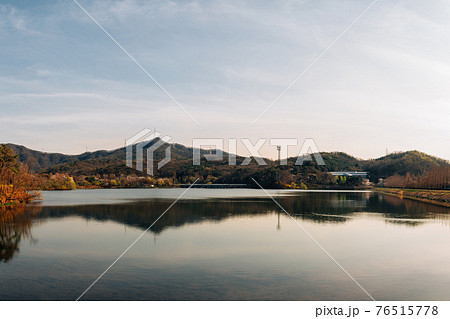 Seoul grand park lake view in Gwacheon, Korea 76515778