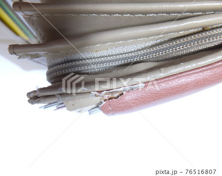 傷んだお財布 傷んだお財布 76516807