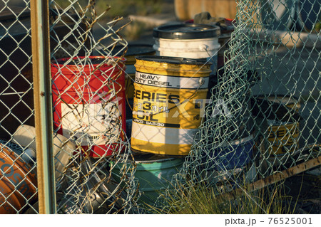 オイル缶　海の風景 76525001