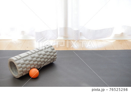 筋膜リリース　筋膜ボール　ストレッチ　ヨガ 76525298