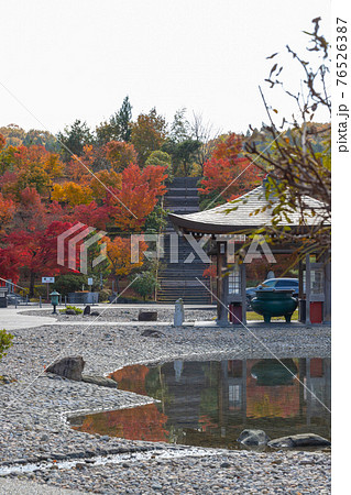 倶利伽羅不動寺の紅葉 倶利伽羅不動寺の紅葉 76526387