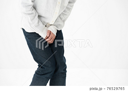 頻尿イメージ　男性 76529765