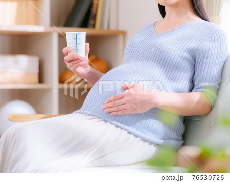 検尿カップ 妊婦 持参尿 4:3 検尿カップ 妊婦 持参尿 4:3 76530726
