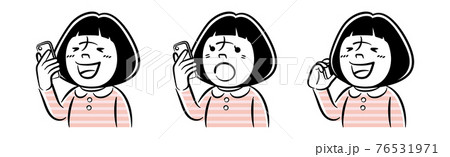 スマホを使用している女の子のツートンイラスト 76531971