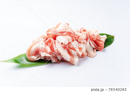 豚バラ肉薄切りの写真素材