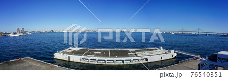 横浜大桟橋(大さん橋)先端からのパノラマ 横浜大桟橋(大さん橋)先端からのパノラマ 76540351