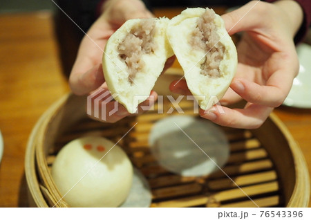 台湾のほかほかタロイモ饅頭 台湾のほかほかタロイモ饅頭 76543396