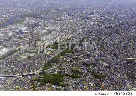 東京都板橋区高島平付近を空撮 76545853