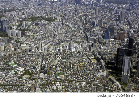 東京都新宿区北新宿付近を空撮 東京都新宿区北新宿付近を空撮 76546837