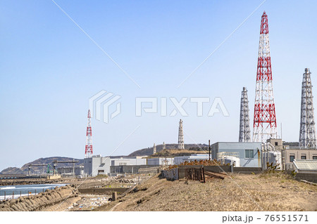 荒浜海岸から望む柏崎刈羽原子力発電所 荒浜海岸から望む柏崎刈羽原子力発電所 76551571