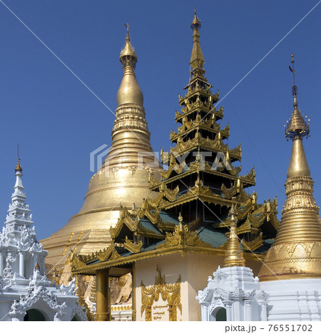 Shwedagon Pagoda - Yangon- Myanmar 76551702