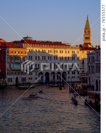 イタリア・ベネチア 大運河  ～ T ギャラリア ～ サンマルコの鐘楼 Venice, Italy 76555577