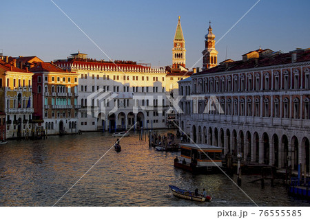 イタリア・ベネチア 大運河  ～ T ギャラリア ～ サンマルコの鐘楼 Venice, Italy 76555585