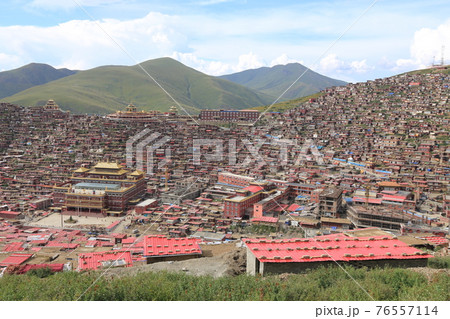 ラルンガルゴンパ　風景 76557114