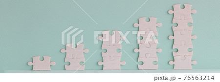 White puzzles in form of growing towers. White puzzles in form of growing towers. 76563214