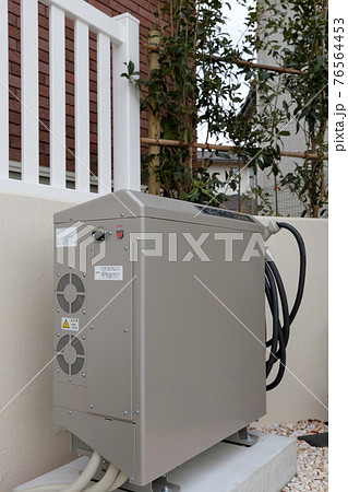プラグインハイブリットの充電装置　充放電器 76564453