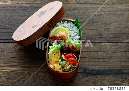 手作り弁当 76568835