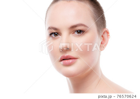 Portrait of a beautiful short-haired woman with perfect glowing skin Portrait of a beautiful short-haired woman with perfect glowing skin 76570624