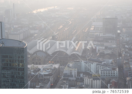 フランクフルト中央駅（ドイツ） 76572539