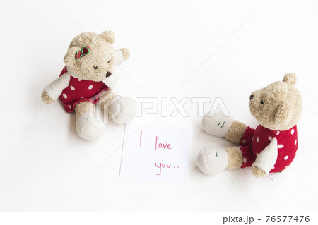 i love you message card handwriting with teddy bear   76577476