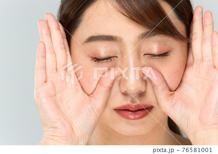 フェイシャルマッサージ 76581001