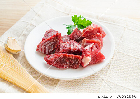 牛角切り肉 牛角切り肉 76581966