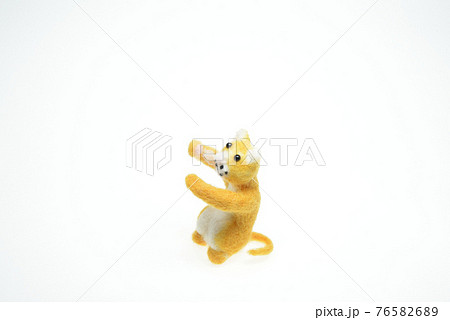ニードルフェルトで作った猫 ニードルフェルトで作った猫 76582689