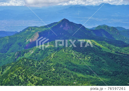 横手山頂からの笠ヶ岳 76597261
