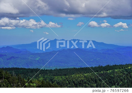 横手山頂からの榛名山 横手山頂からの榛名山 76597266