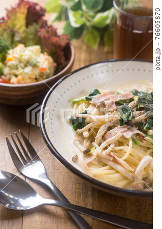 パスタ パスタ 76605870