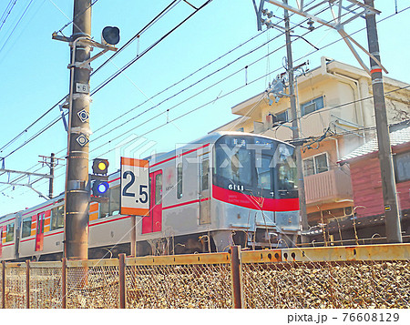 山陽電車の走行風景 神戸市東垂水付近 山陽電車の走行風景 神戸市東垂水付近 76608129