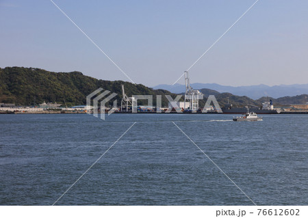 高知新港を浦戸側からみる 高知新港を浦戸側からみる 76612602