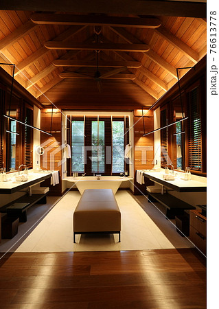 リゾートホテル　寝室　ルーム 76613778