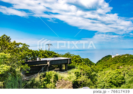 千葉県安房郡鋸南町にある鋸山展望台から見た東京湾側の風景 76617439