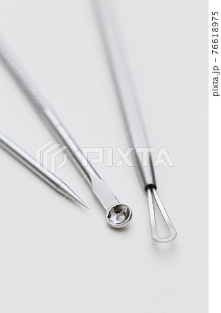 肌トラブルの為の治療機器 76618975