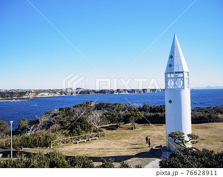 神奈川県三浦市城ヶ島安房崎灯台の冬 76628911