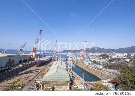 広島県呉市　歴史の見える丘から見る呉の風景 76630156