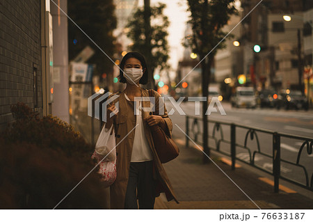 仕事帰りミセス 76633187