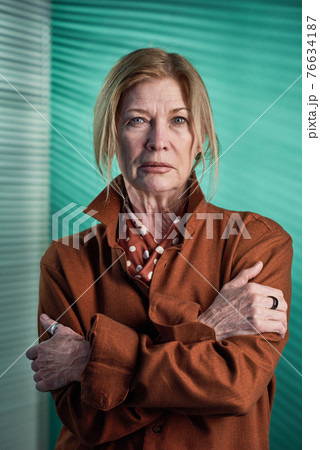 Portrait of stylish mature woman 76634187