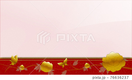 牡丹の花の金銀の蒔絵　赤い背景　コピースペースあり 76636237