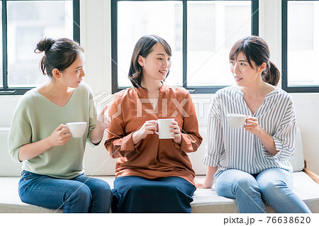 ママ友 ママ友 76638620