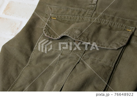 衣類、ズボン、パンツ、カーゴパンツ、衣服、洋服、綿、綿パン、カジュアル、ポケット、ファッション 76648922
